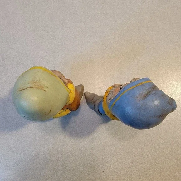 Vtg Pair Ceramic Garden Gnomes 5.5" Tall Boho 1970's Googly Eyes Hand Painted - Picture 12 of 12